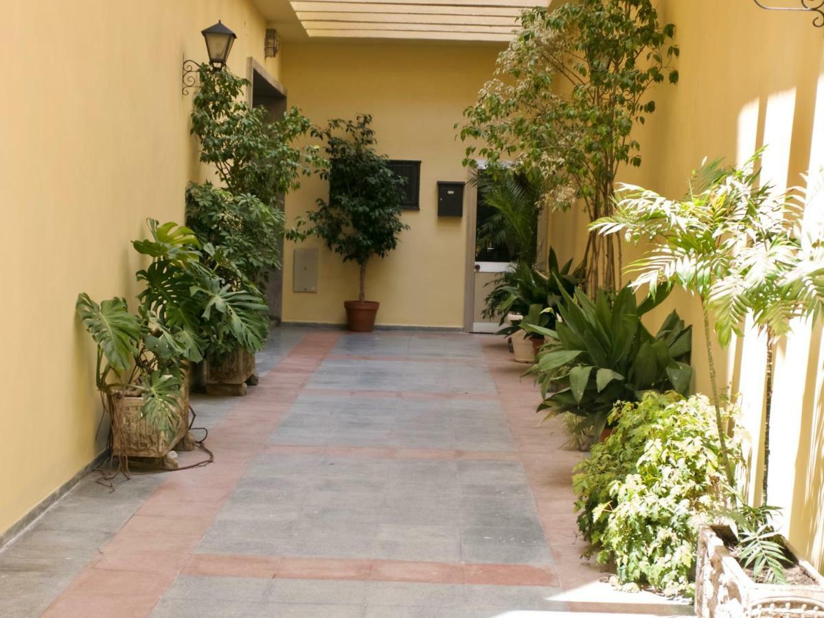 El Rio Appartement Sevilla Buitenkant foto