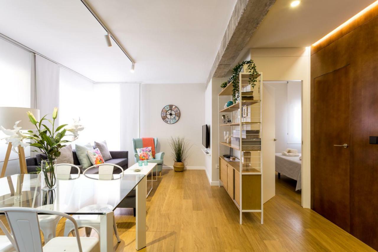 El Rio Appartement Sevilla Buitenkant foto