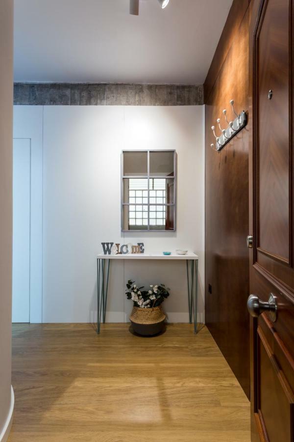 El Rio Appartement Sevilla Buitenkant foto