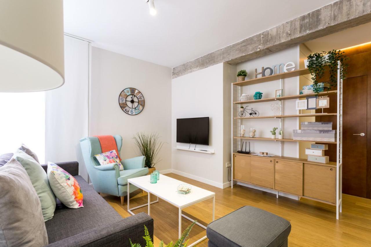 El Rio Appartement Sevilla Buitenkant foto