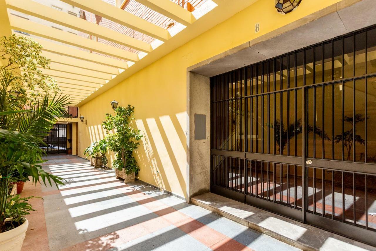 El Rio Appartement Sevilla Buitenkant foto
